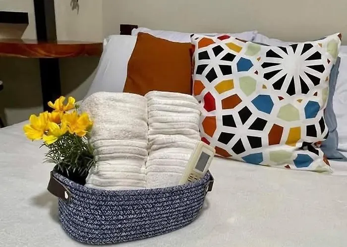 Darren Staycation Apartment