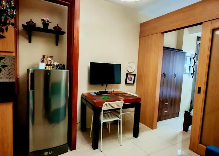 Darren Staycation * Manila